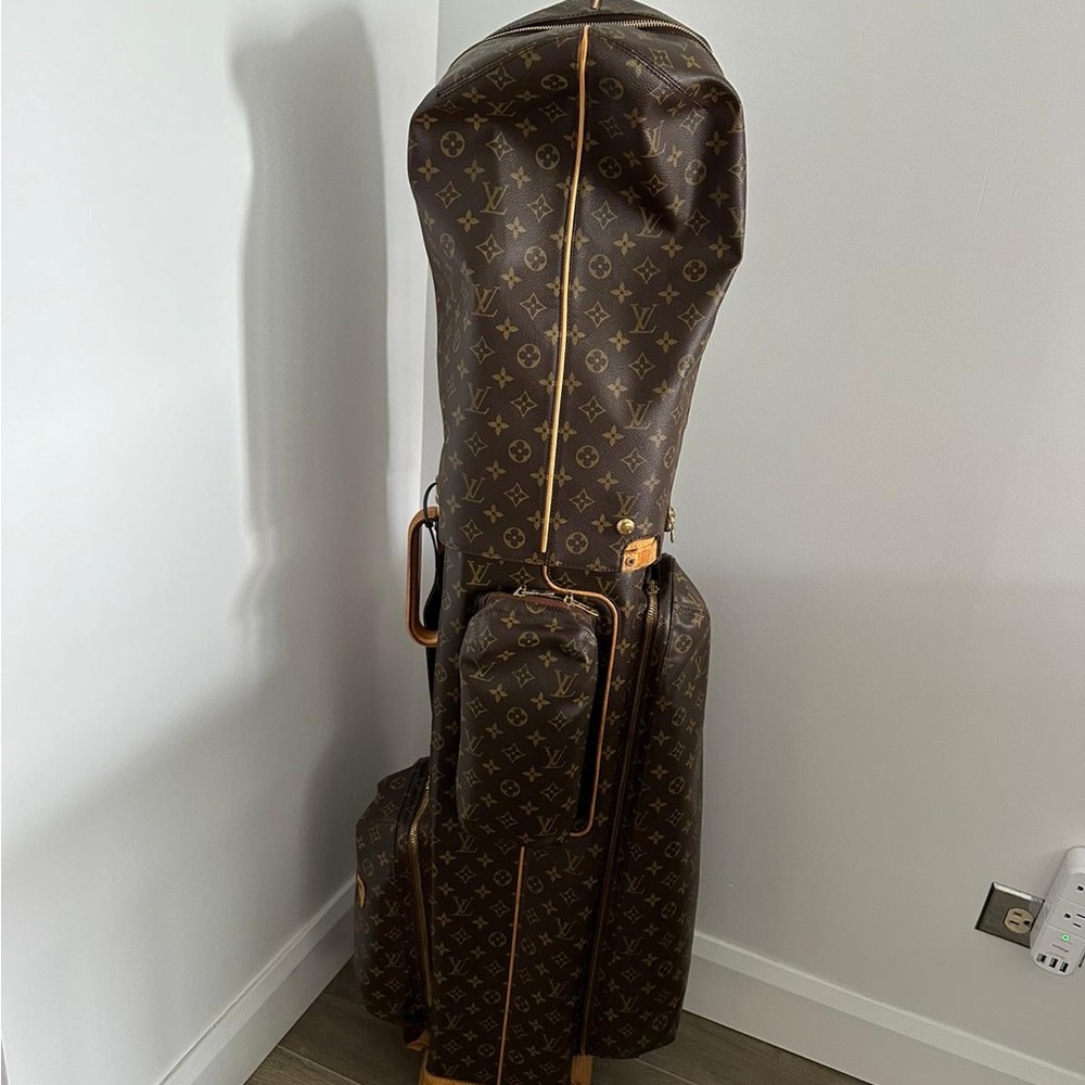Limited Edition Louis Vuitton Casanova Vintage Golf Bag - Picture 4 of 4